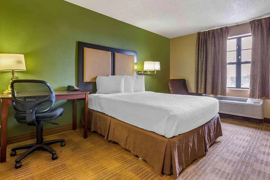 Extended Stay America Select Suites - Phoenix - Deer Valley 2*,